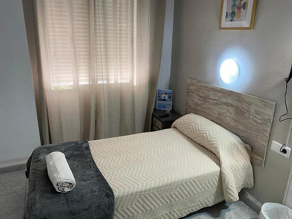 Hotel Virgen Del Rocio Torremolinos Pensión