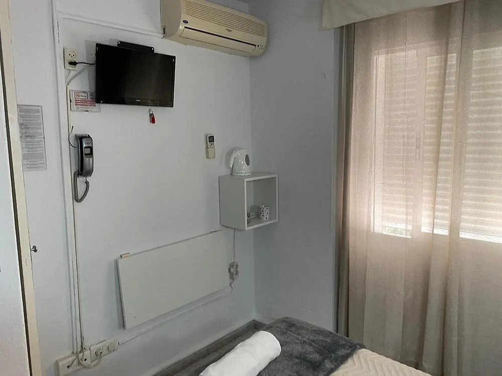 Hotel Virgen Del Rocio Torremolinos Pensión